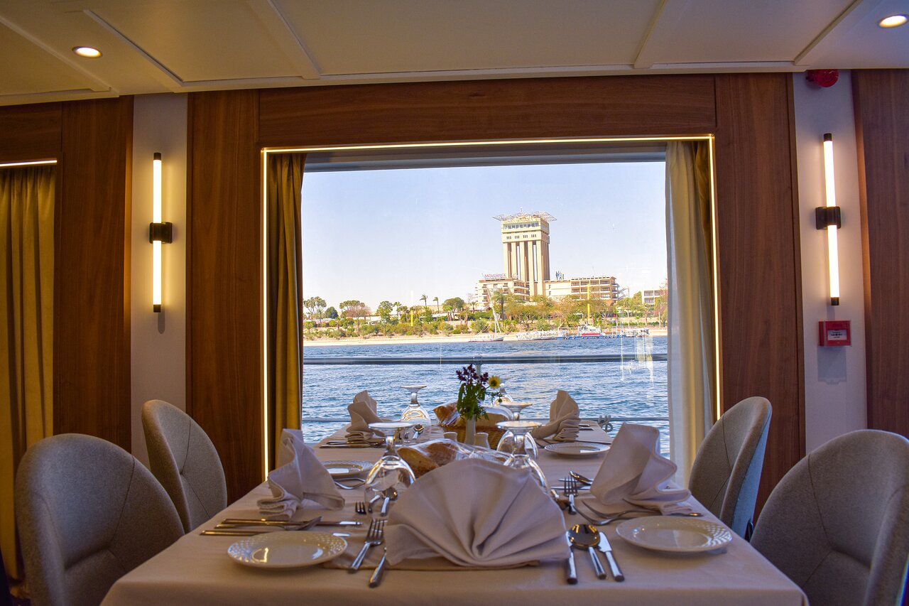 Obelisk restaurant in Washington DC, United States