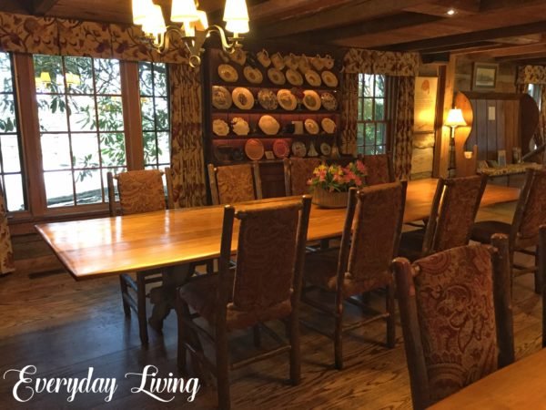 The Swag, Restaurant in Waynesville