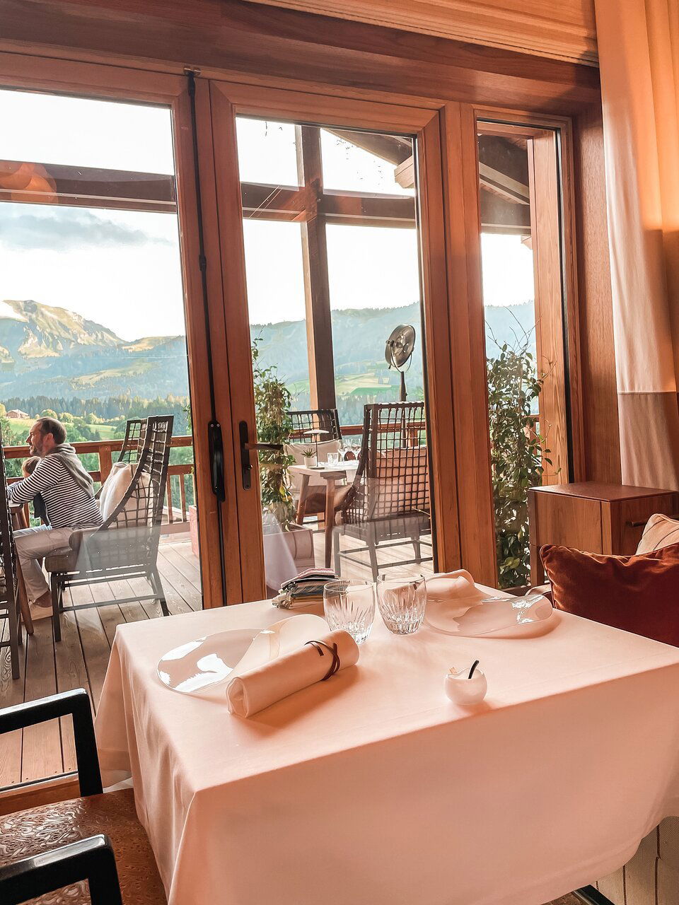 1920 restaurant in Megève