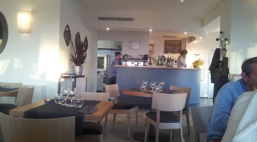 Ahizpak restaurant in Bidart