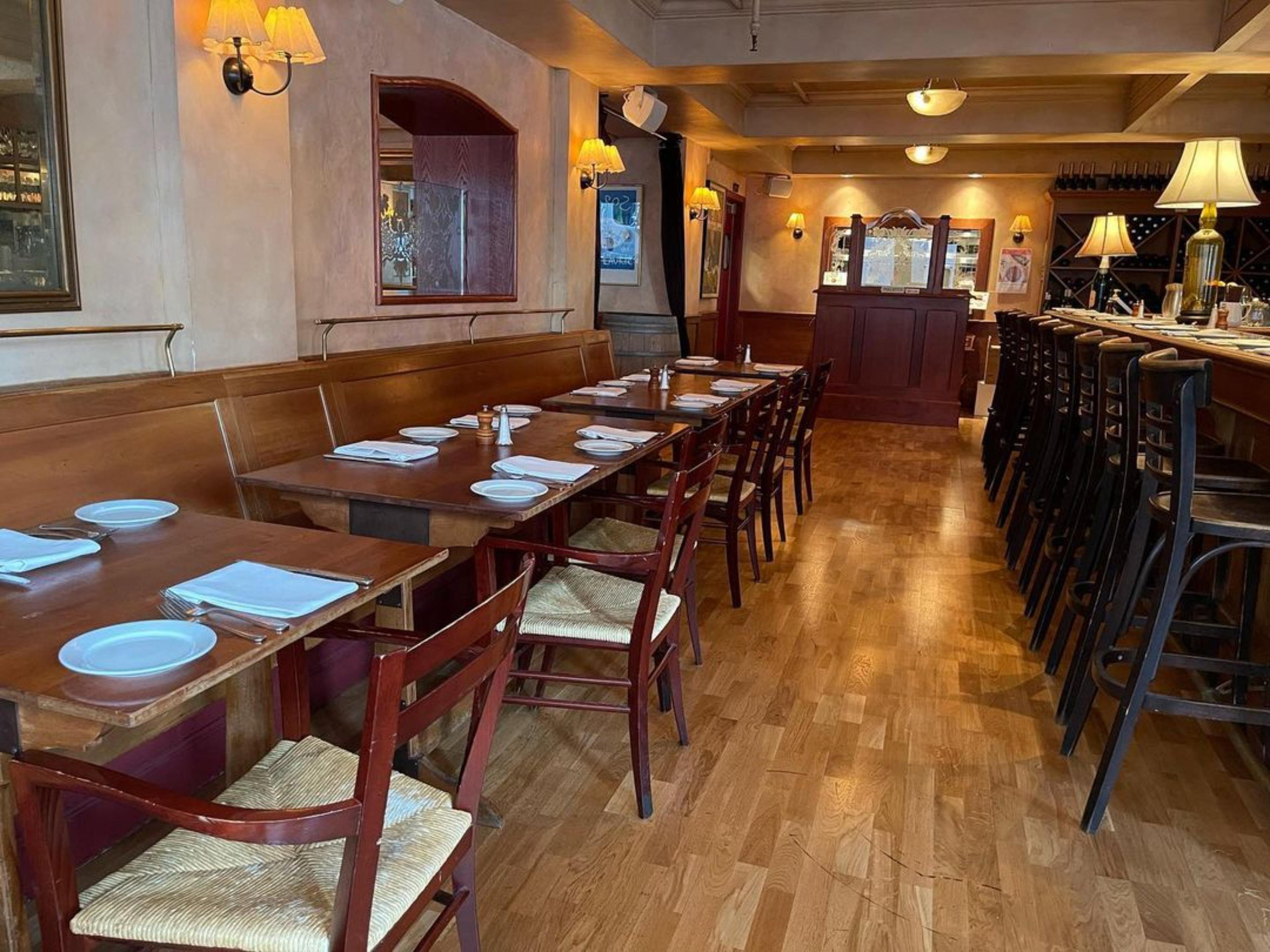 Cafe Campagne, Restaurant in Seattle