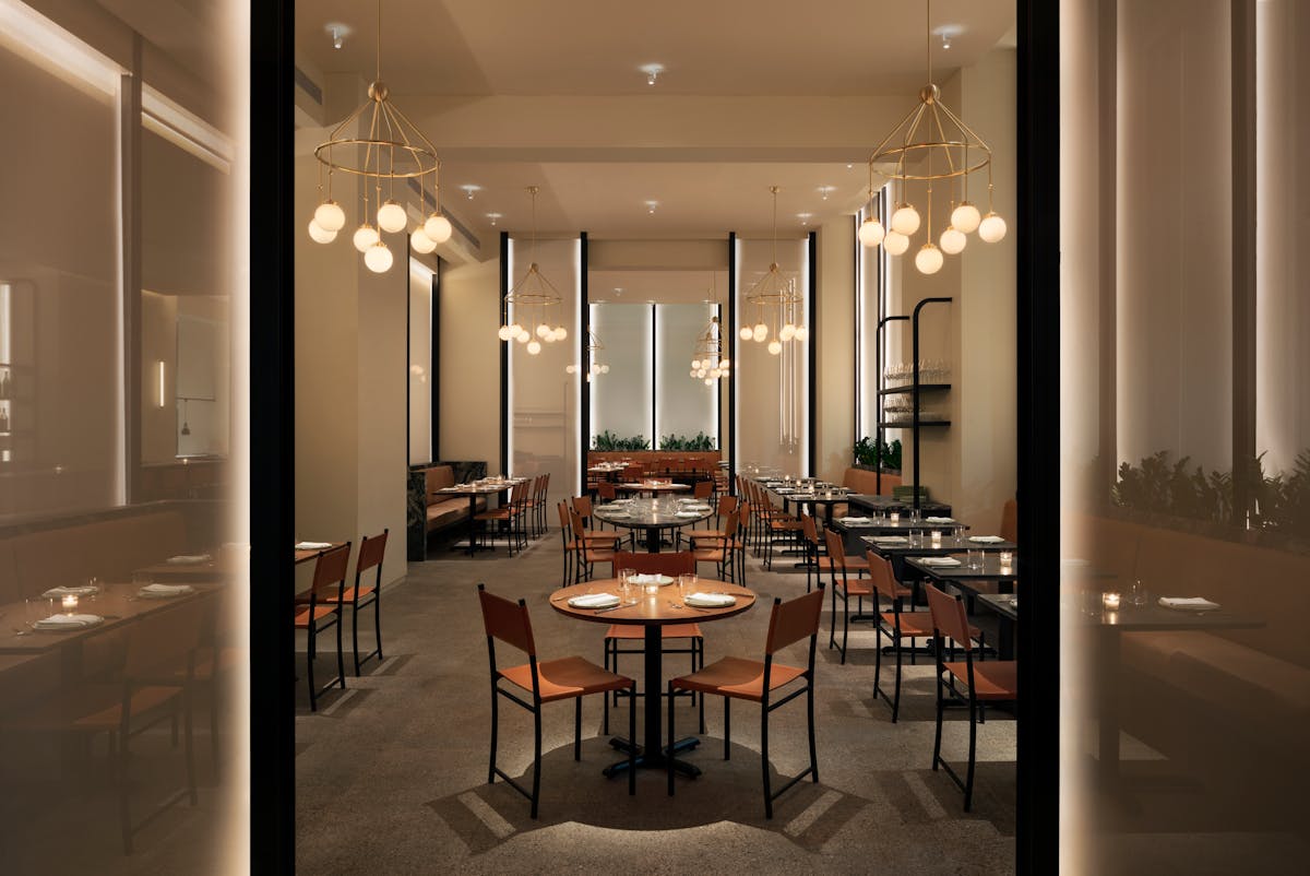 Crown Shy, Restaurant in New York City