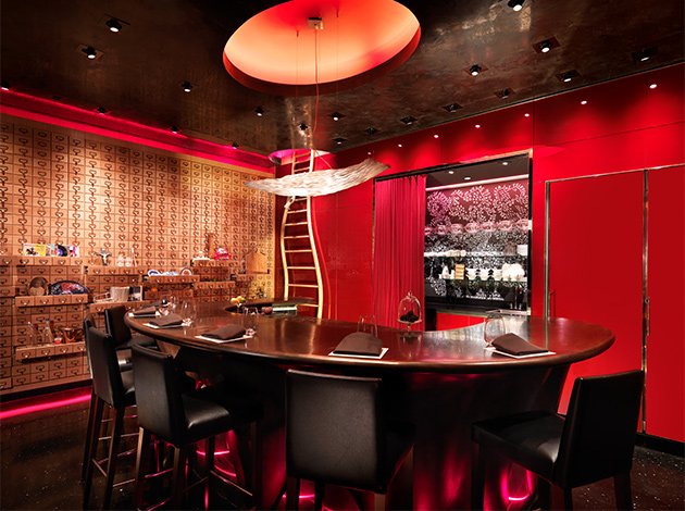 é by José Andrés restaurant in Las Vegas, United States