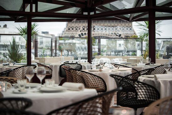 Les Ombres, Restaurant in Paris