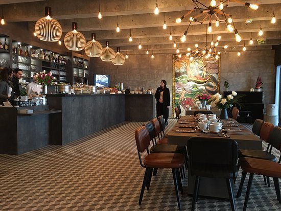 La Colombe restaurant in Hyères, France