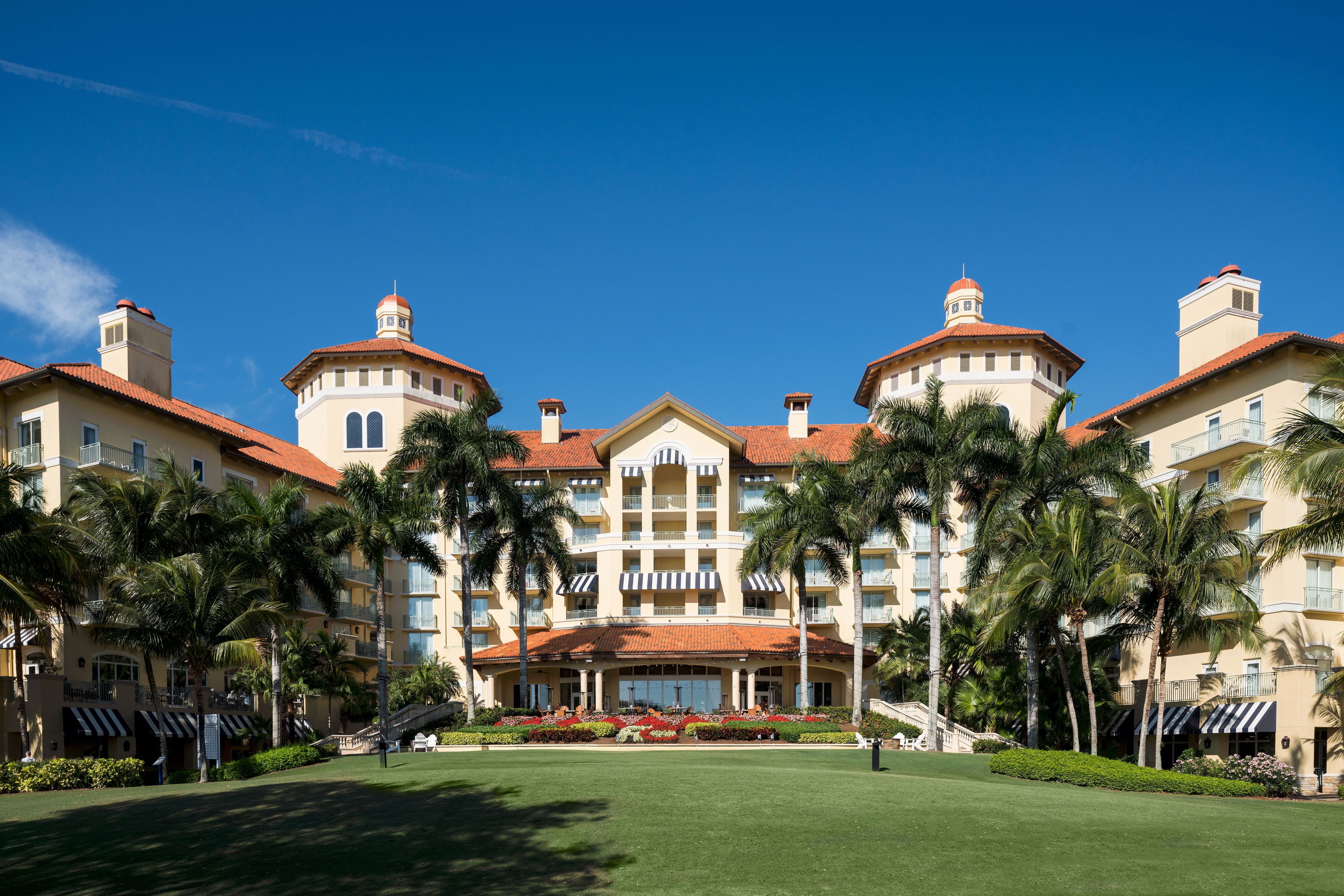 The Ritz-Carlton Naples, Tiburón hotel in Naples, Italy