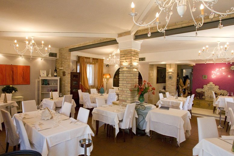 Pascucci al Porticciolo restaurant in Fiumicino, Italy