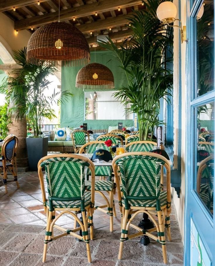 Bar Cecil restaurant in Palm Springs, United States