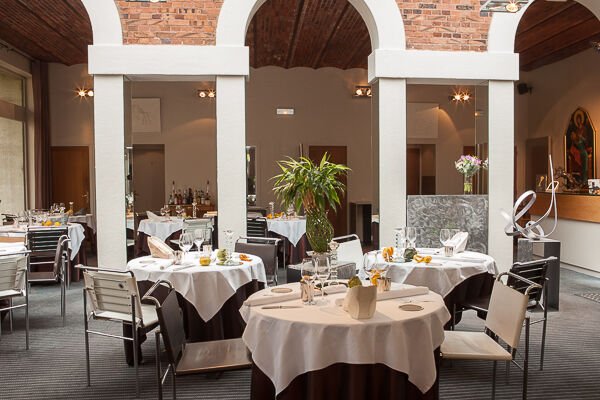 Les Prémices restaurant in Bourron-Marlotte, France