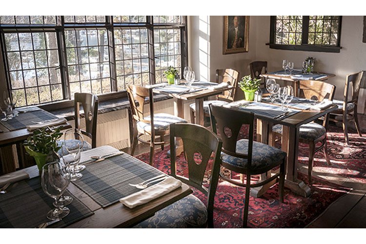 Hastings House Country House Hotel restaurant in Salt Spring Island, Canada