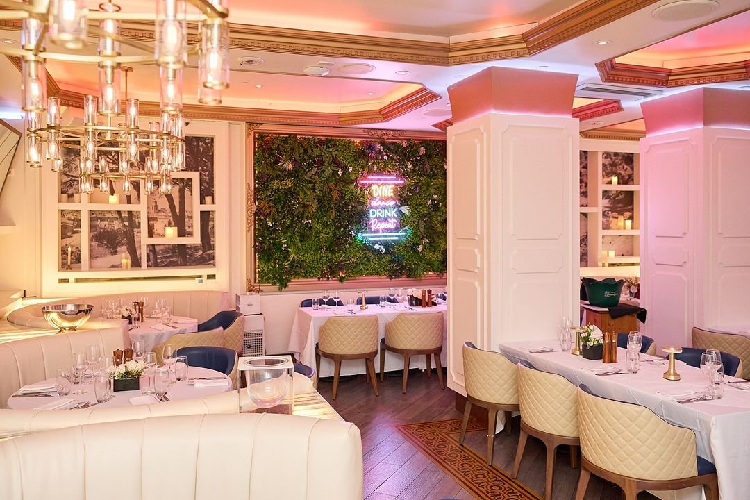 AZUR, Restaurant in Istanbul