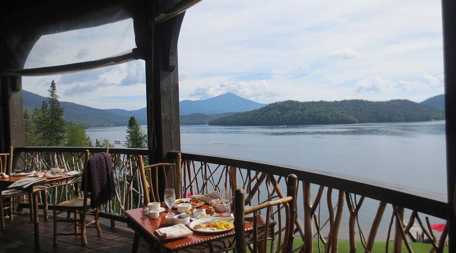 Artisans Restaurant, Restaurant in The Adirondacks