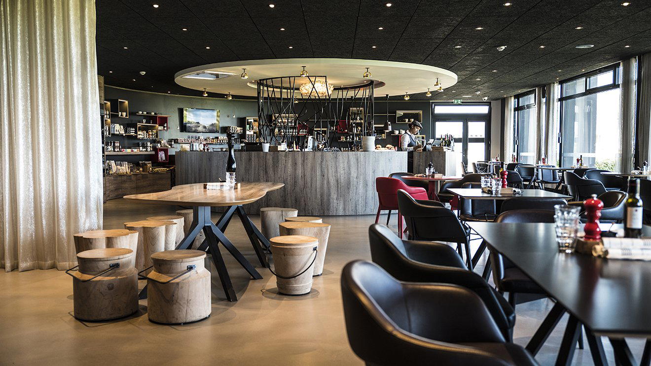 Le Comptoir de La Butte, Plouider, France