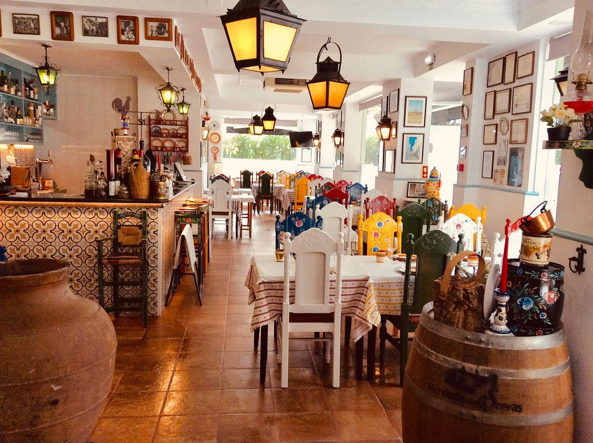 O Pastus restaurant in Paço de Arcos, Portugal