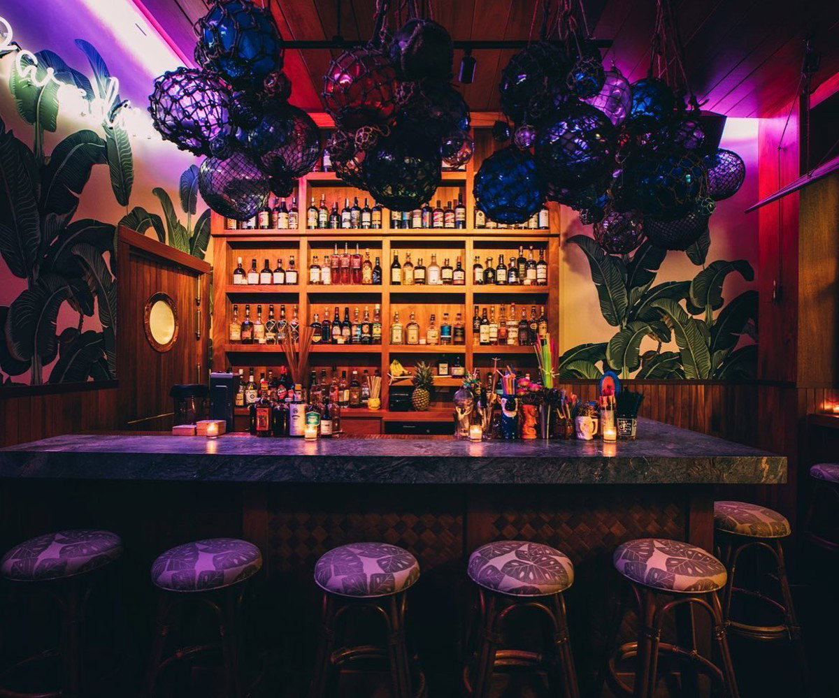 Lost Lake bar in Chicago, United States