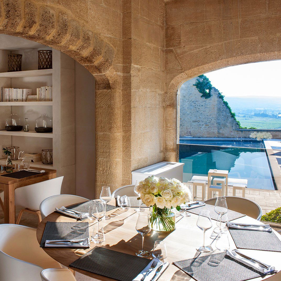 Le Pt'it Mercier restaurant in Saint-Siffret, France