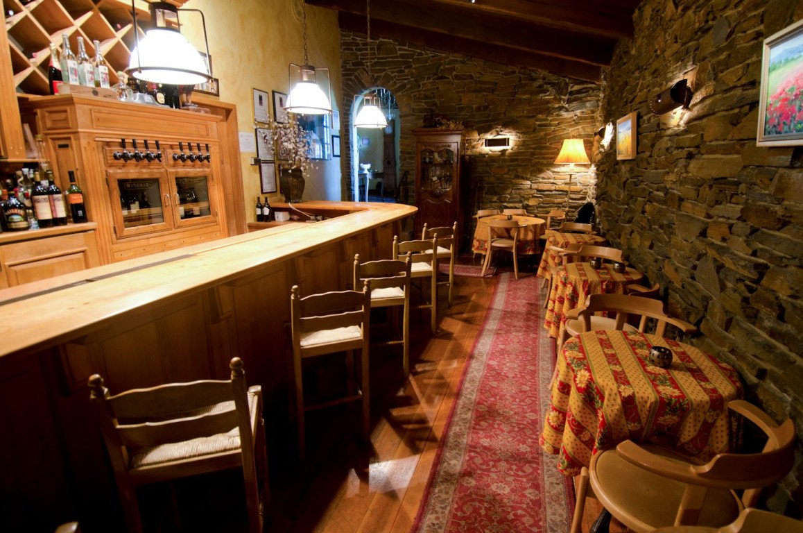 Château du Sureau, Restaurant in Oakhurst