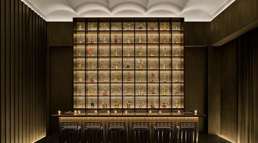 Gold Bar, Tokyo, Japan