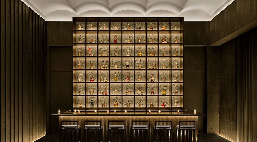 Gold Bar bar in Tokyo, Japan