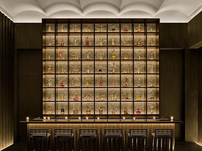 Gold Bar, Tokyo, Japan