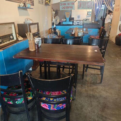 Mậu Dịch Số 37 restaurant in Hanoi