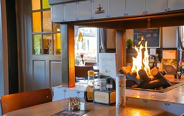 Restaurant De Lage Vuursche, Restaurant in Lage Vuursche