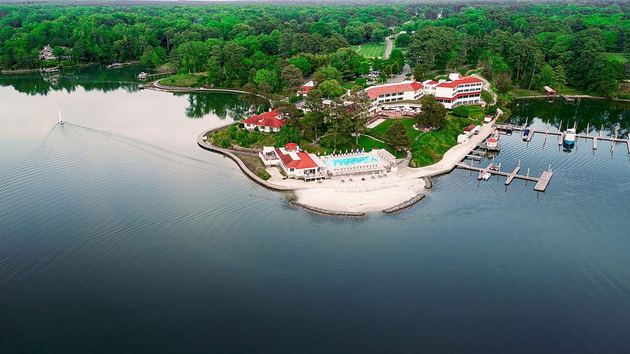 The Tides Inn, Hotel in Williamsburg