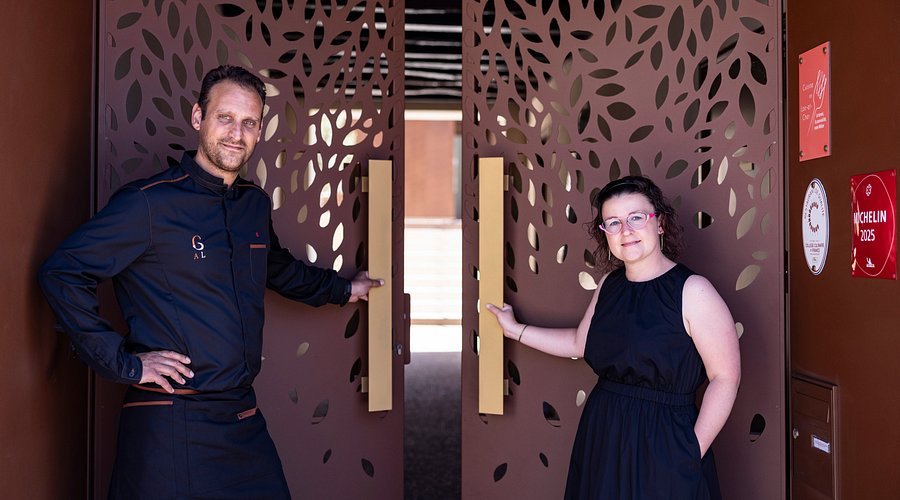 La Vieille Tour, Restaurant in Cellettes