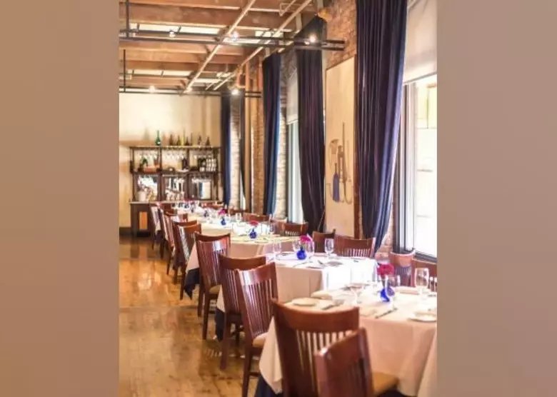 Les Nomades restaurant in Chicago, United States