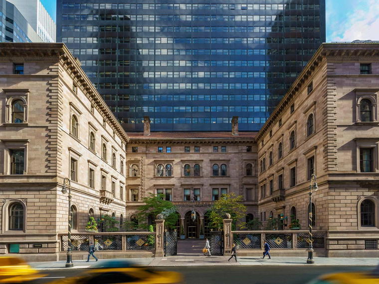 Lotte New York Palace, New York City, United States