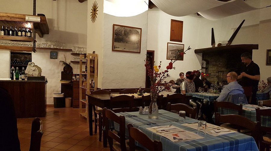 Centrale, Restaurant in Losone
