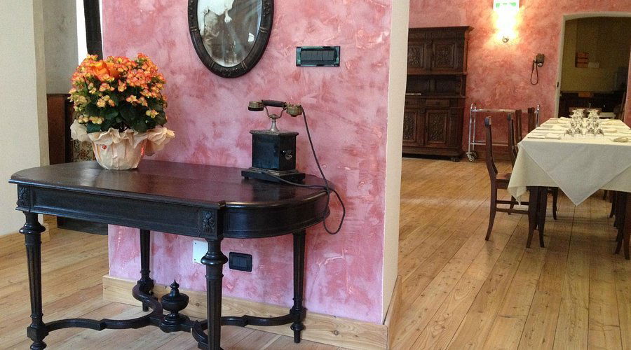 Antico Albergo restaurant in Limito