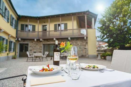 Hiša Krasna restaurant in Sežana, Slovenia