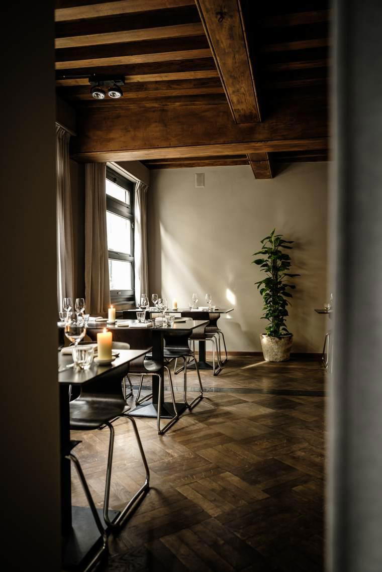 Nage, Antwerp, Belgium