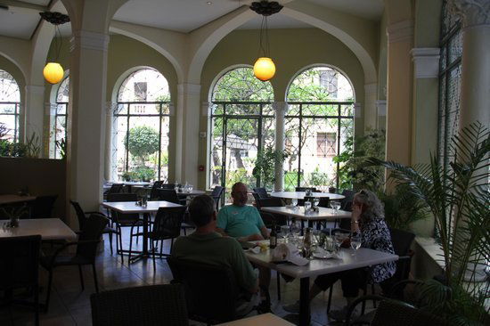 JULIA, Restaurant in Tokyo