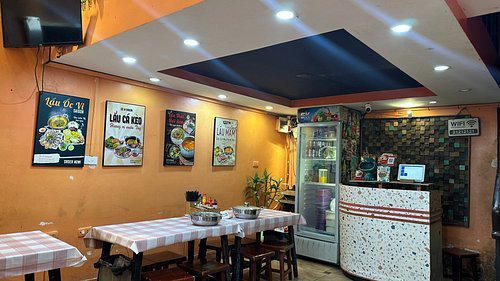 Ốc Vi Saigon restaurant in Hanoi, Vietnam