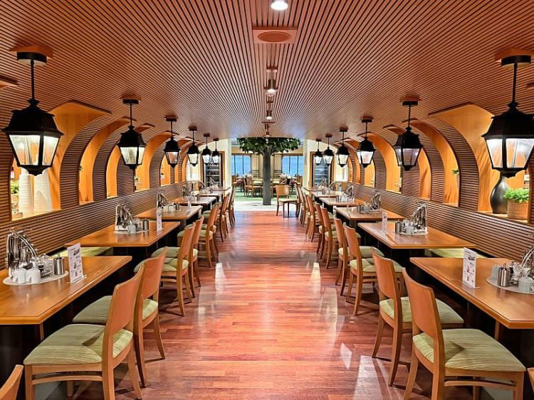 Cosma, Restaurant in Mechelen