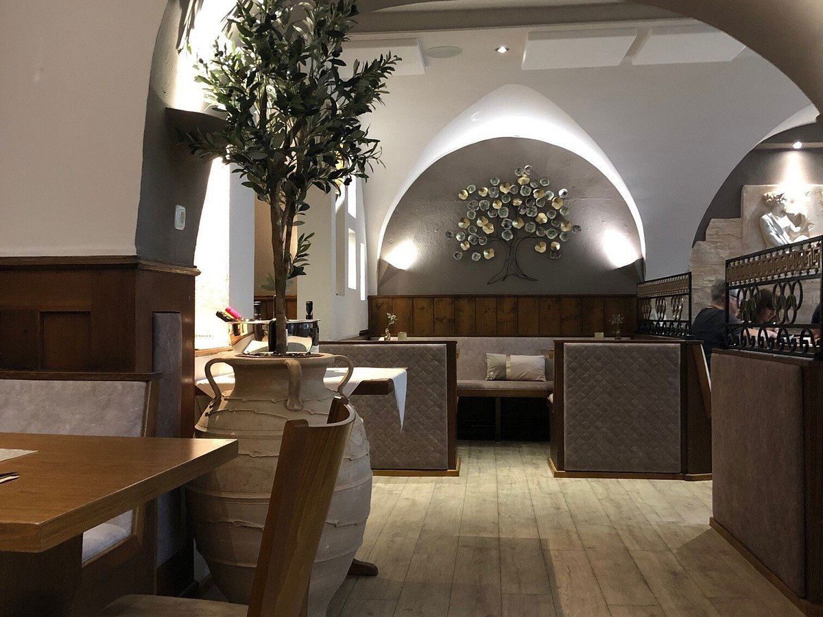 Blaue Traube, Restaurant in Algund