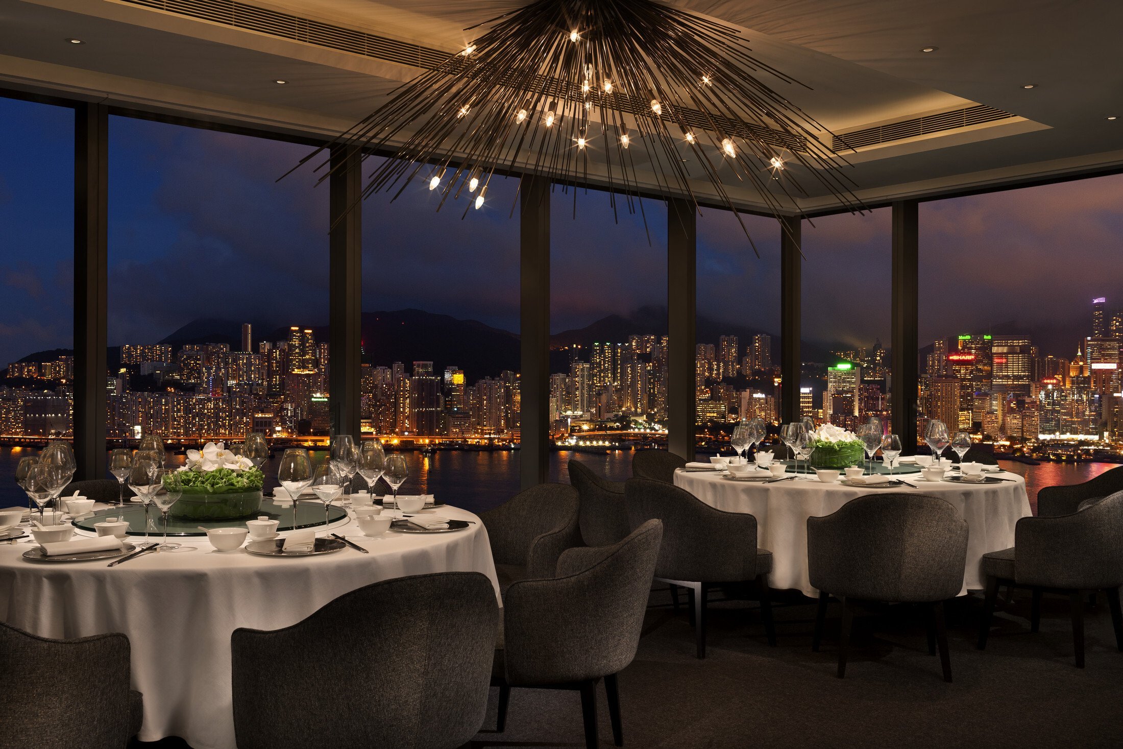 Above & Beyond restaurant in Hong Kong, Hong Kong