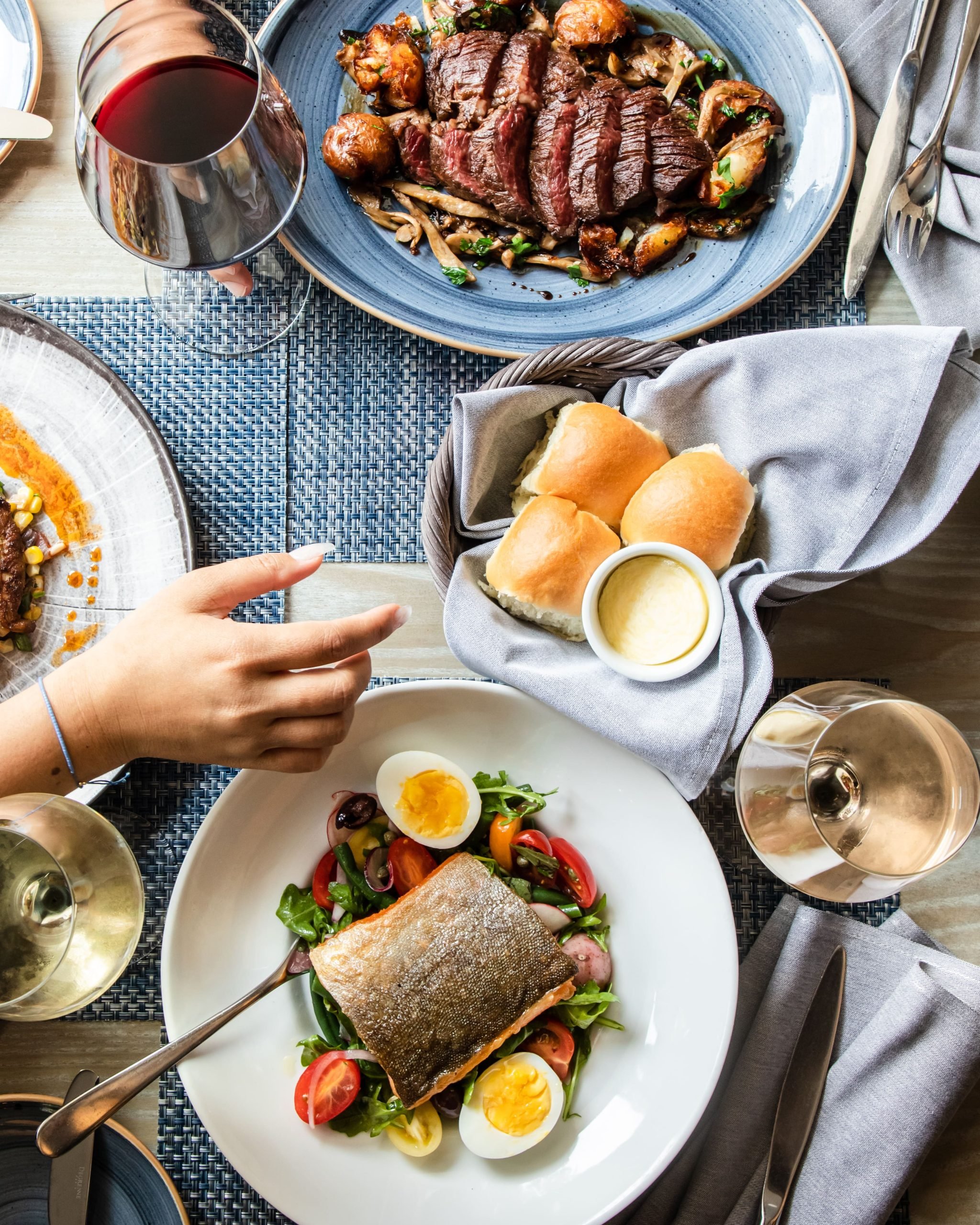 Town Meeting Bistro restaurant in Lexington, United States