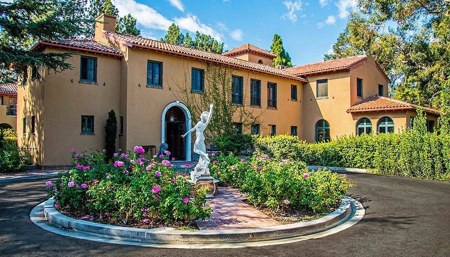 The Paramour Estate hotel in Los Angeles