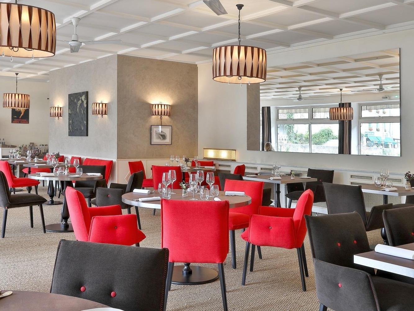 Charbonnel, Restaurant in Brantôme