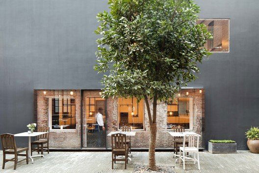 The Commune Social, Restaurant in Shanghai