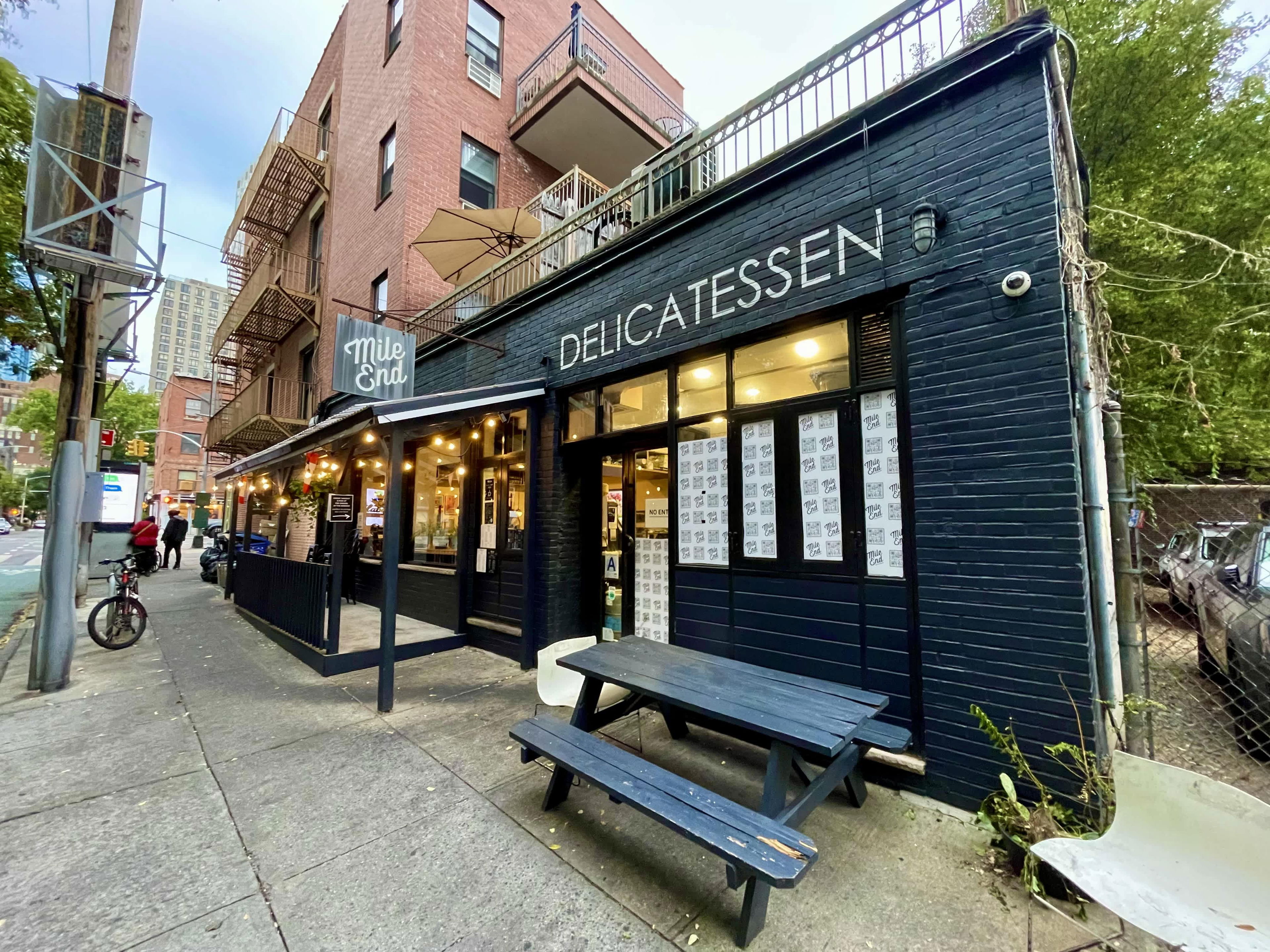 Mile End, Restaurant in New York City