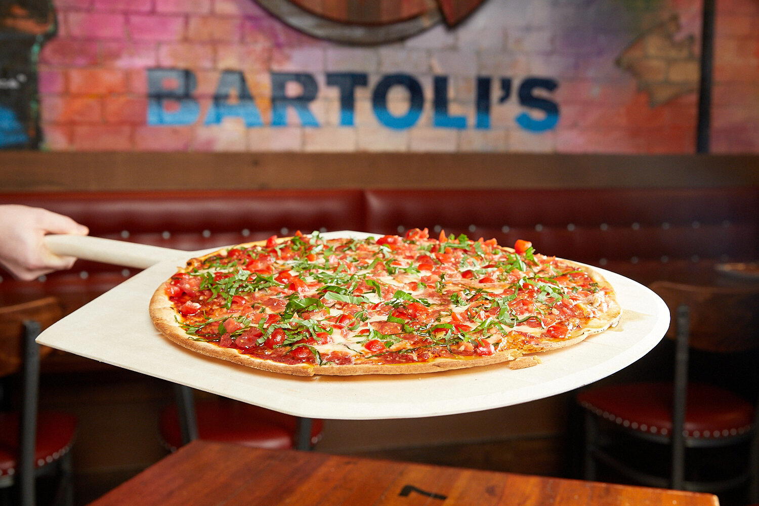 Bartolis Pizzeria, Chicago, United States