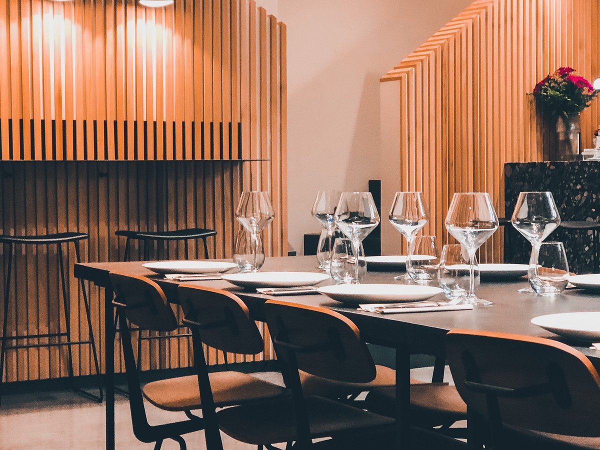 Cadelo restaurant in Santander, Spain