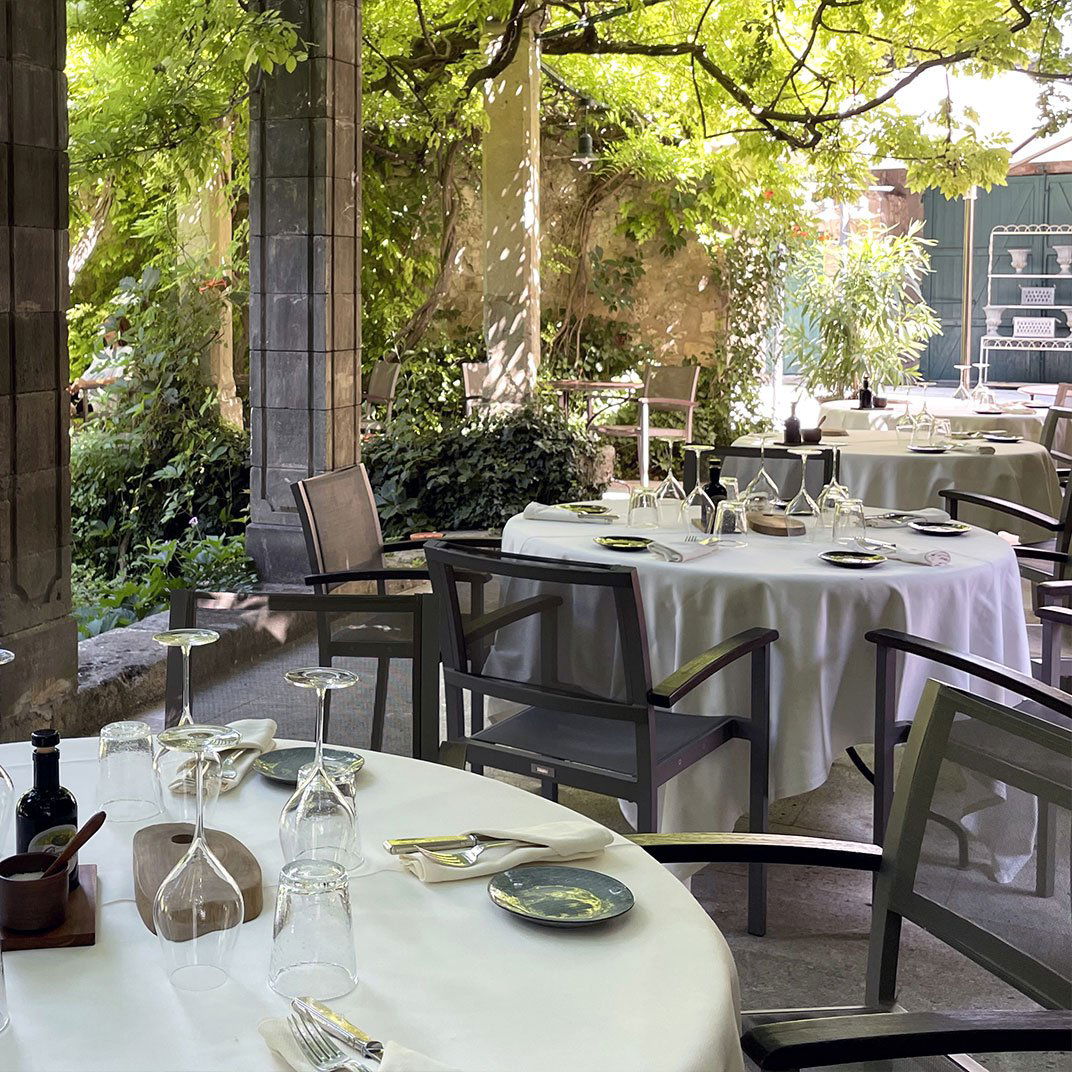 Le Prieuré, Restaurant in Villeneuve-lès-Avignon