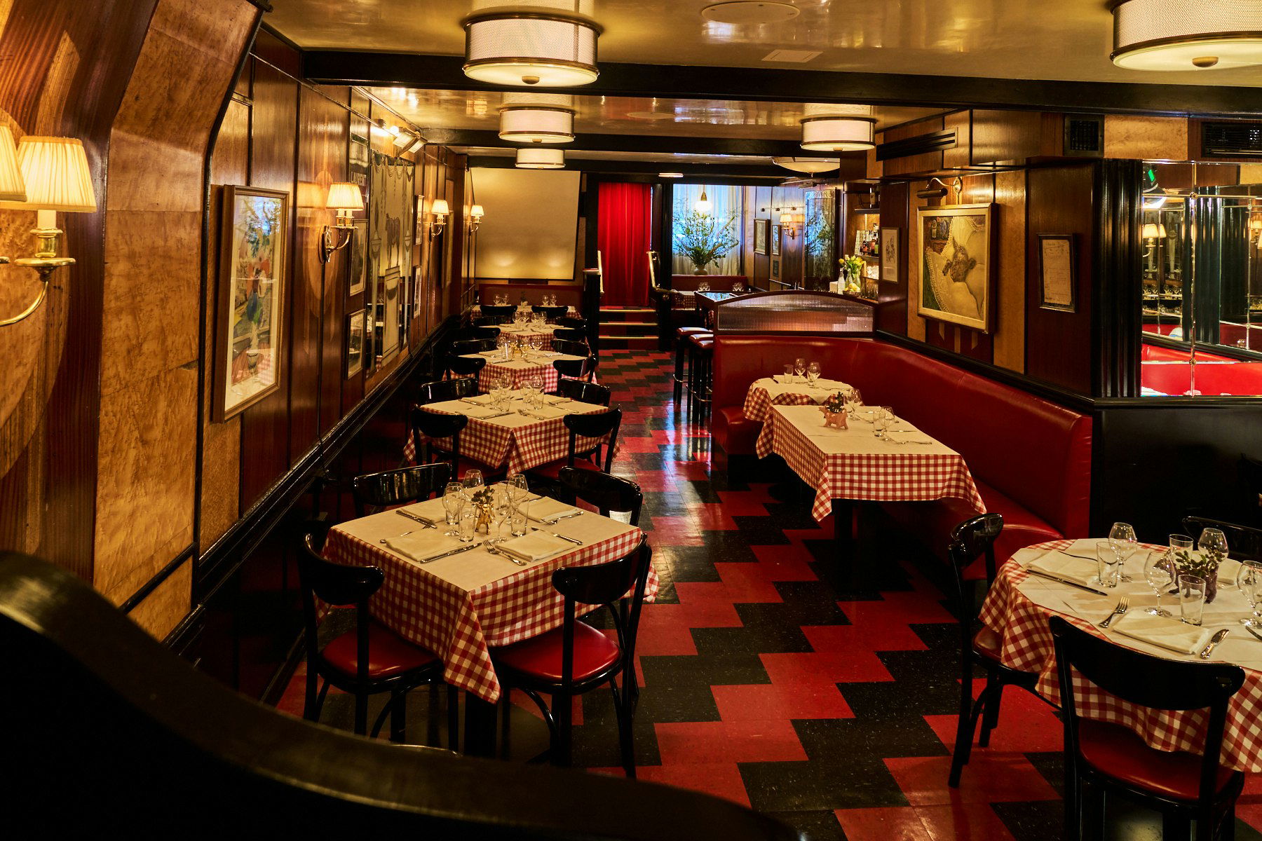 Le Veau d'Or, Restaurant in New York City