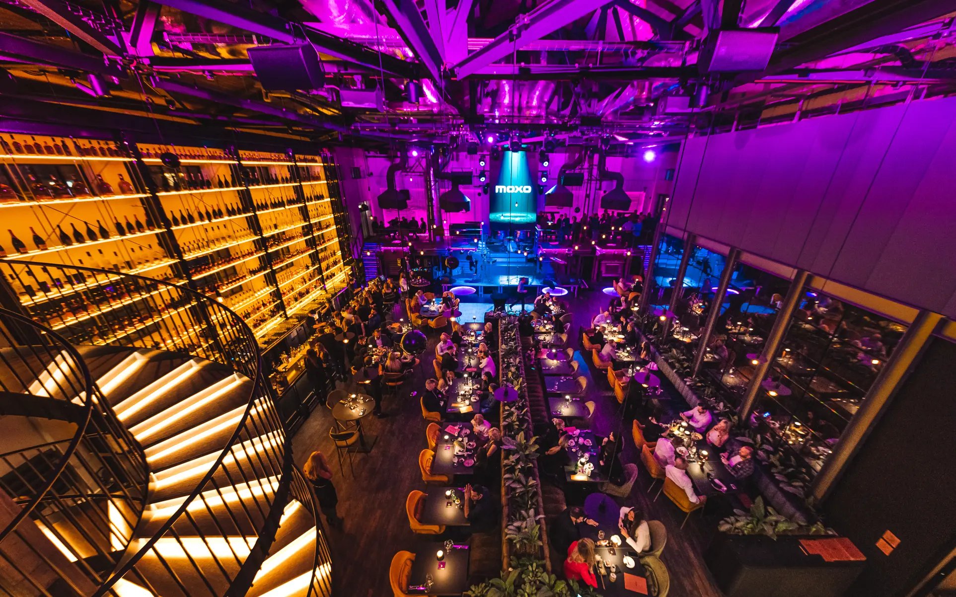 kontakt, Restaurant in Warsaw