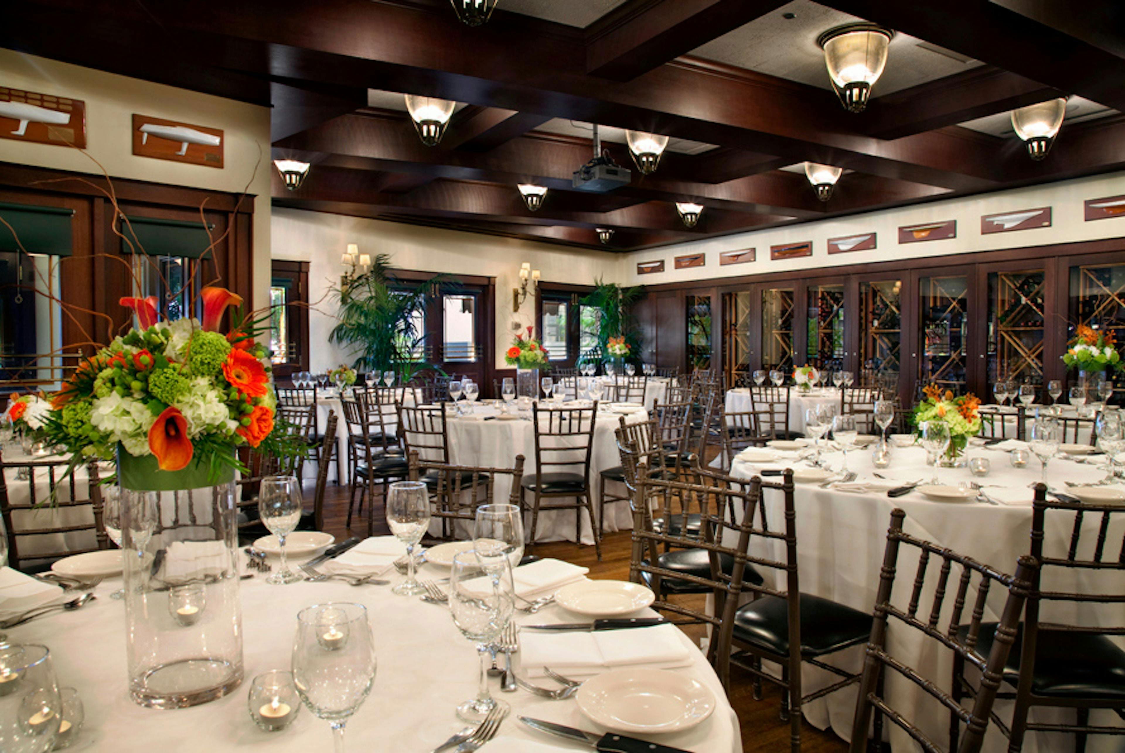 Hugo’s Frog Bar & Fish House restaurant in Chicago, United States